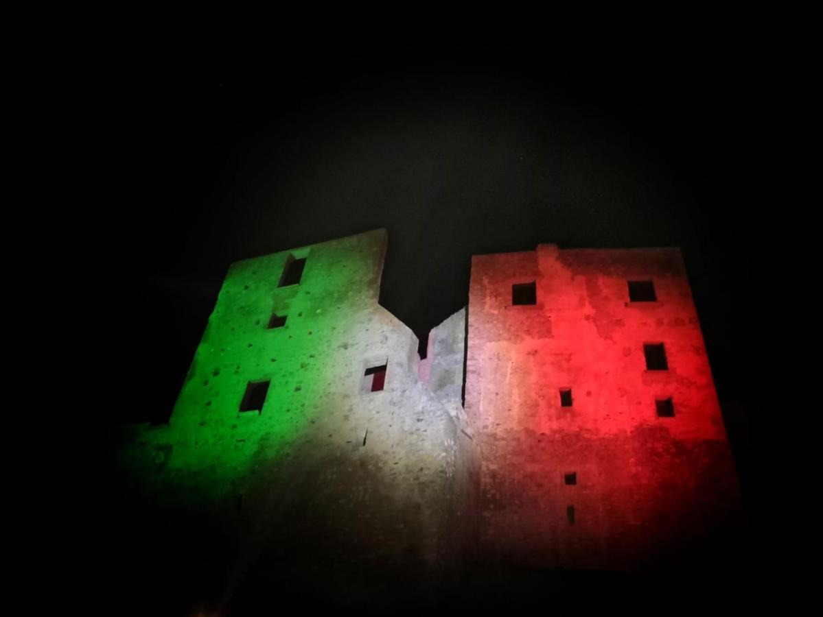 Basilicata Al Volo Vandrarhem Brindisi di Montagna Exteriör bild